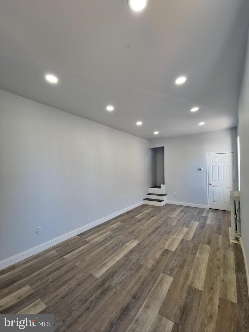 926 Greenwich Street photo 8