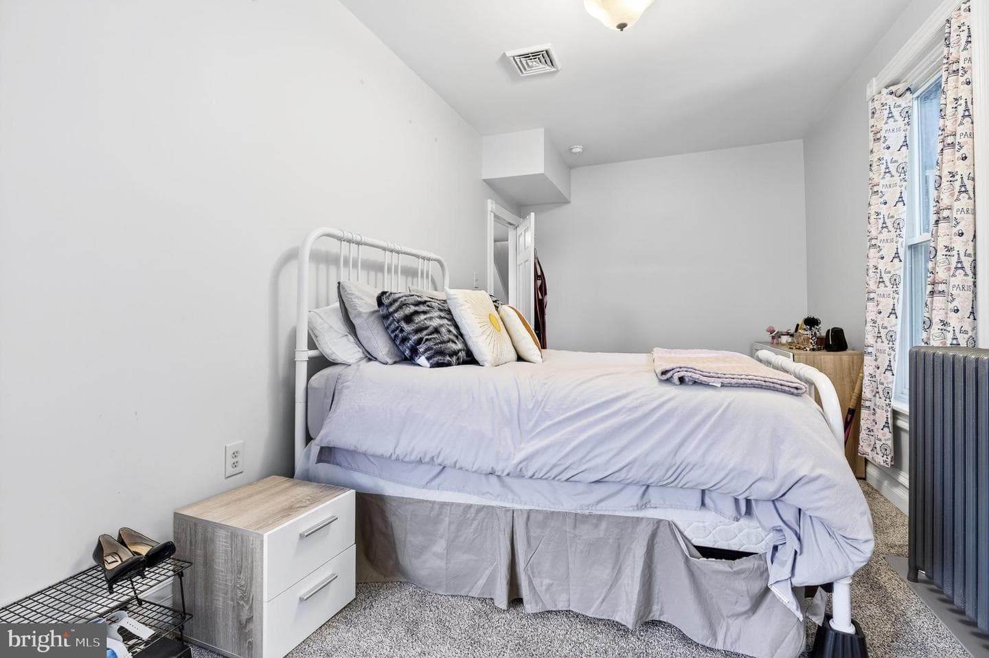 456 Douglass Street photo 30