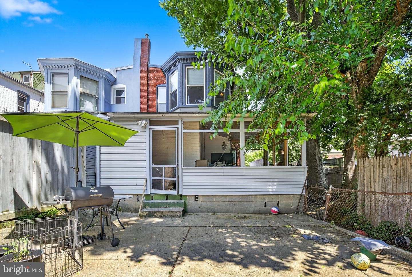 456 Douglass Street photo 40