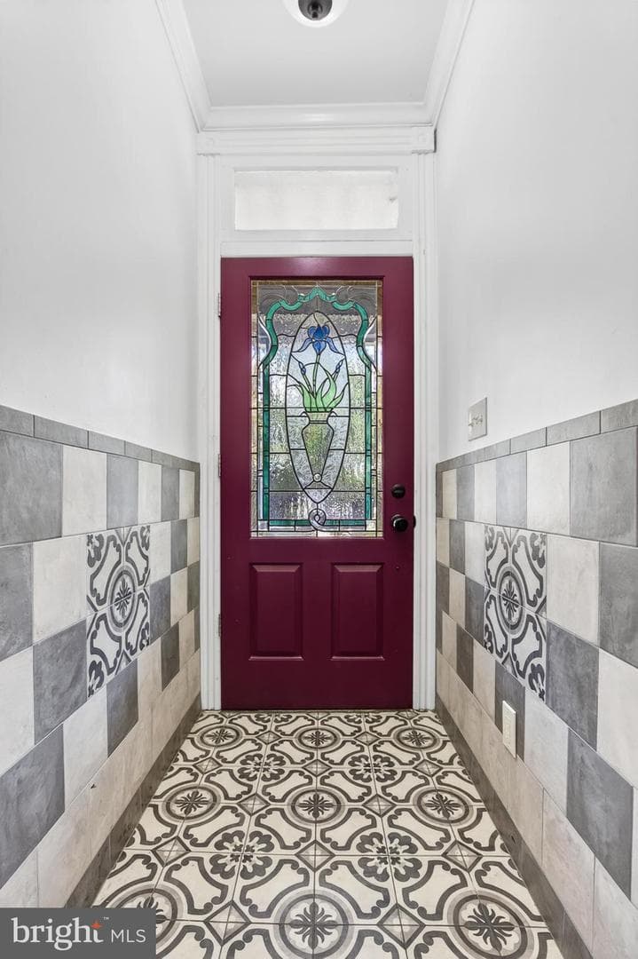 456 Douglass Street photo 8