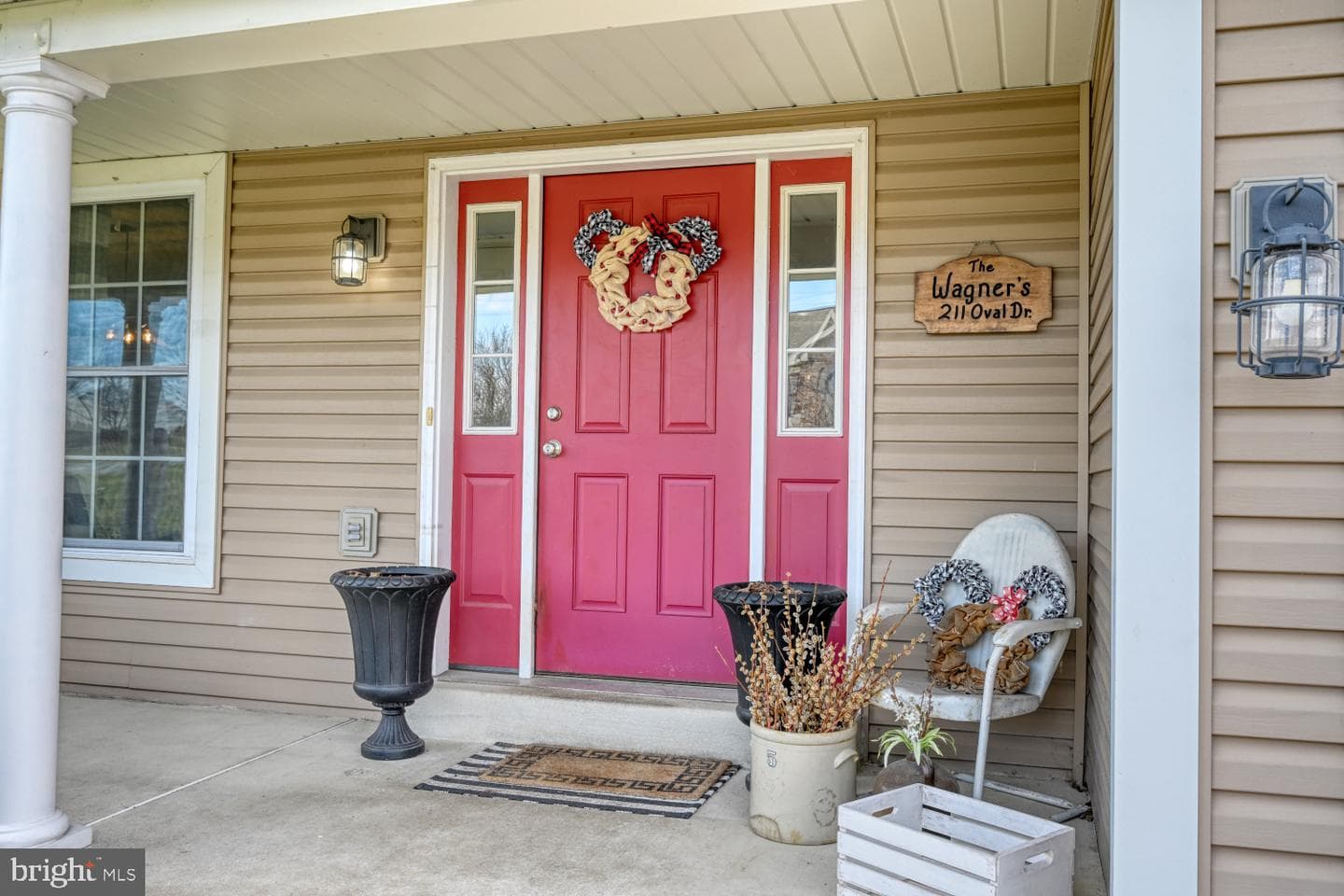 211 Oval Drive photo 2