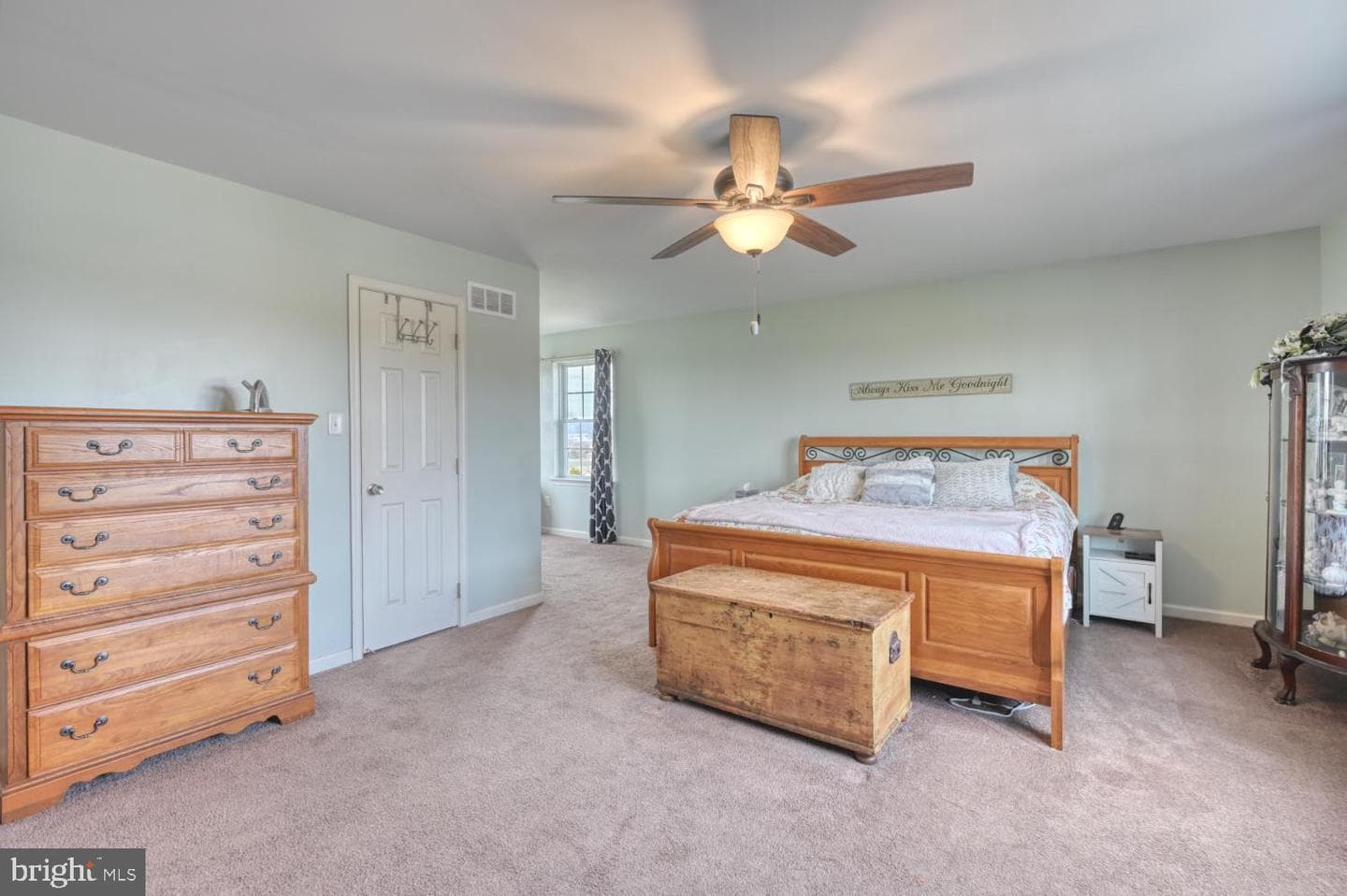 211 Oval Drive photo 20