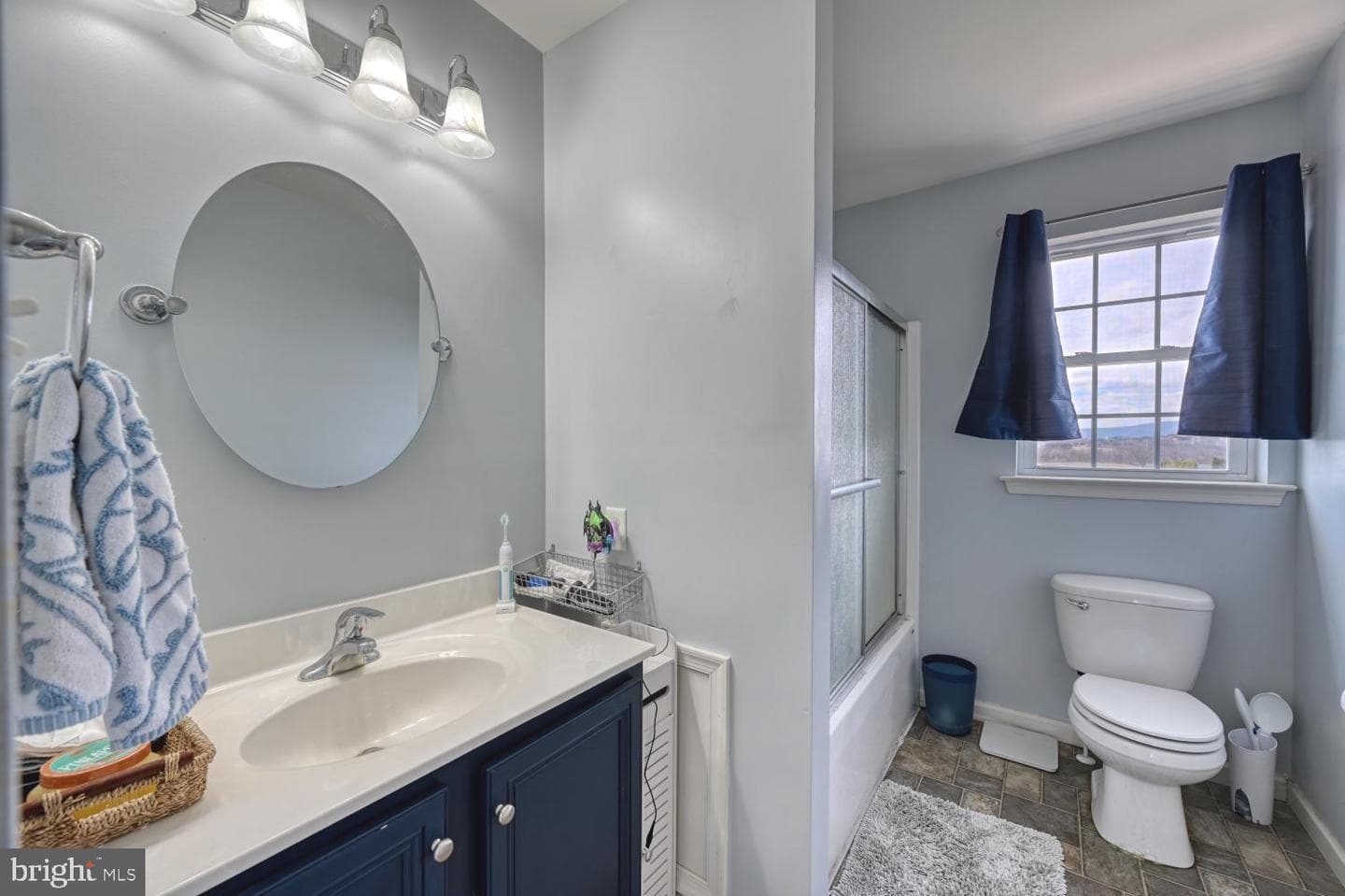 211 Oval Drive photo 34