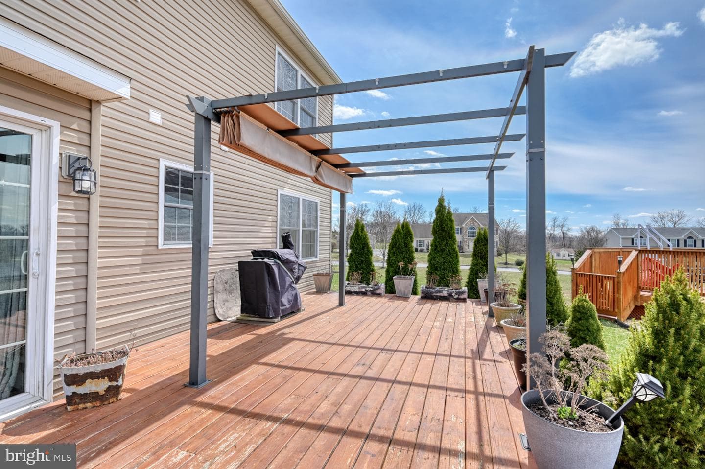 211 Oval Drive photo 49
