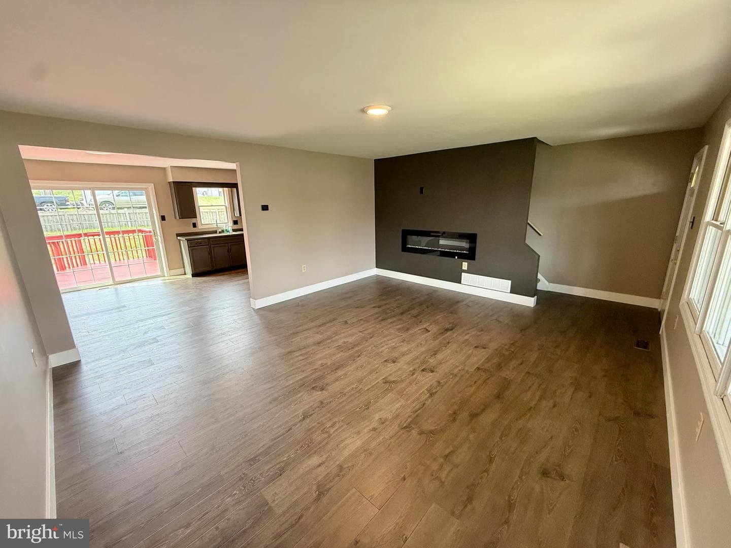 530 Wyatt Drive photo 11