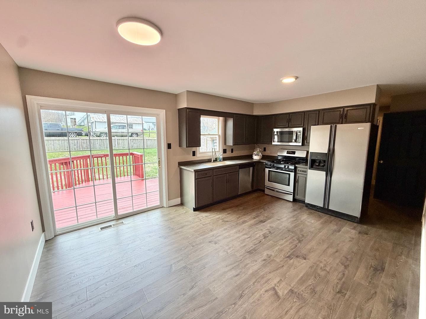 530 Wyatt Drive photo 14