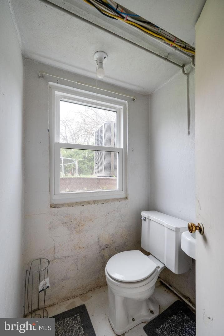 511 Grill Avenue photo 29