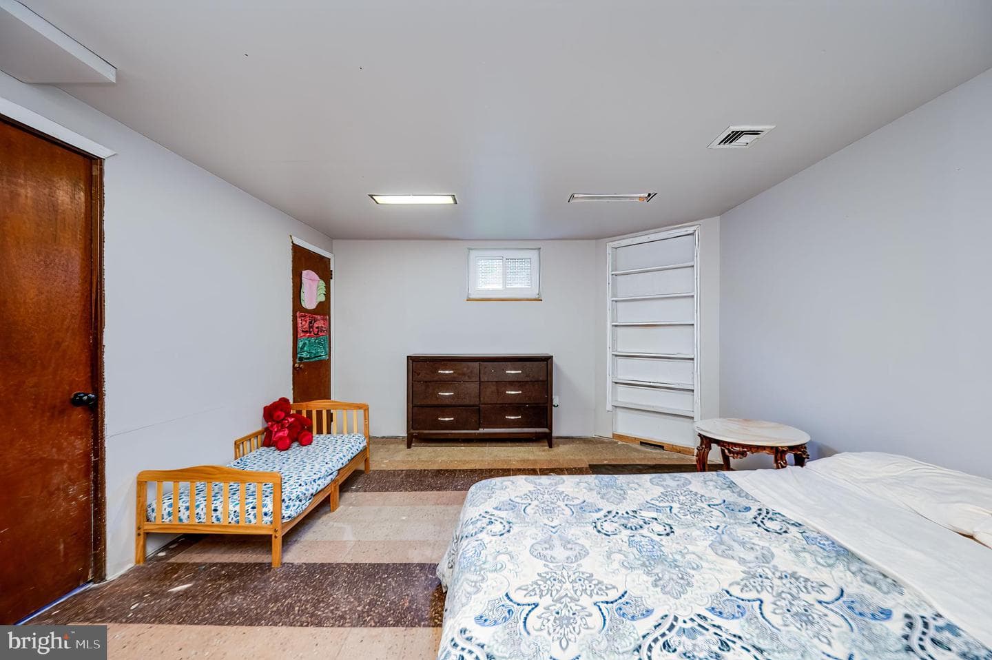 511 Grill Avenue photo 30