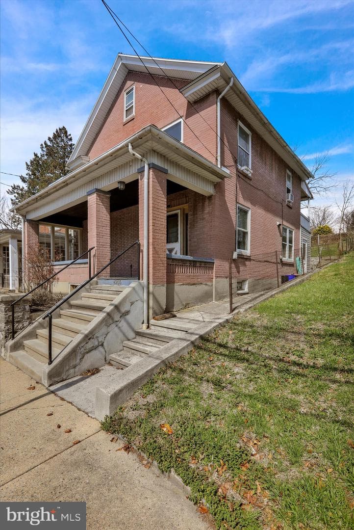 4205 Penn Avenue photo 4