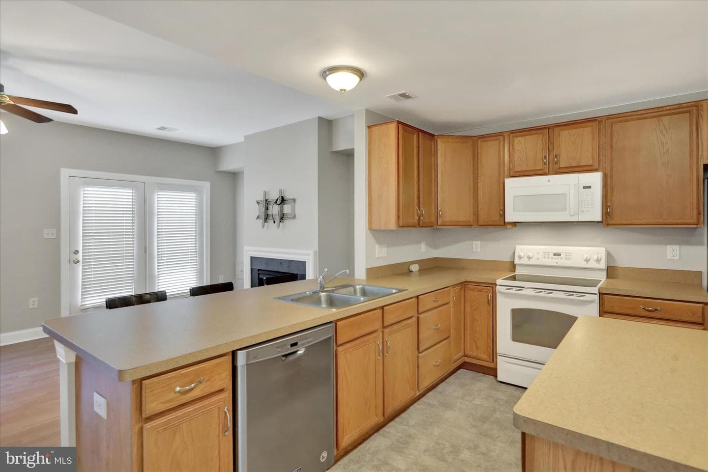 204 Silk Drive photo 8