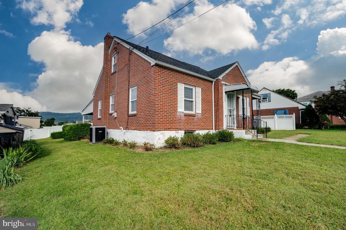 209 Carroll Street photo 11