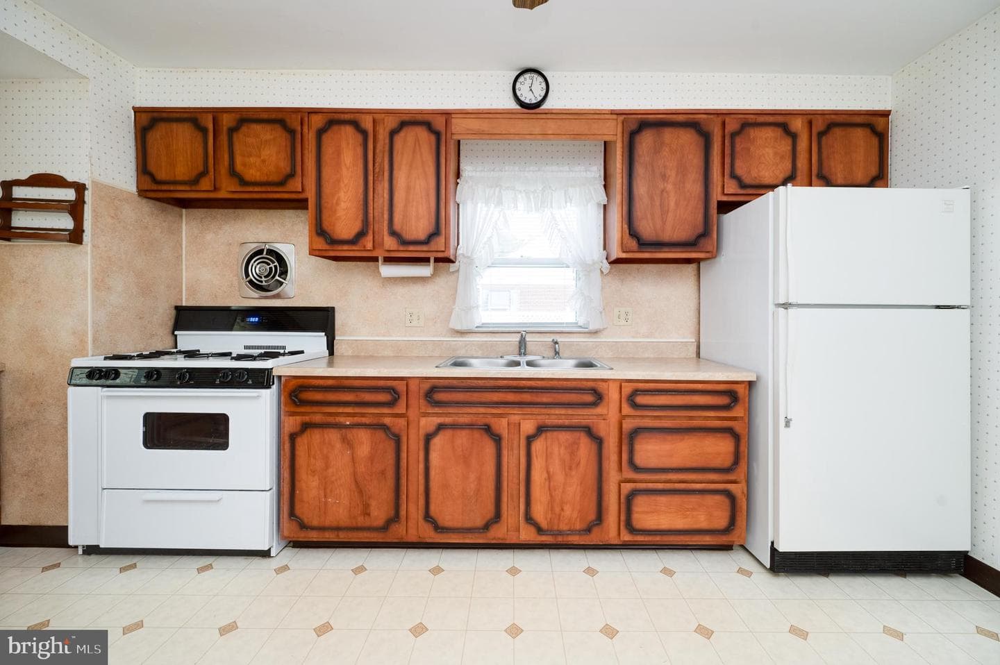 209 Carroll Street photo 17