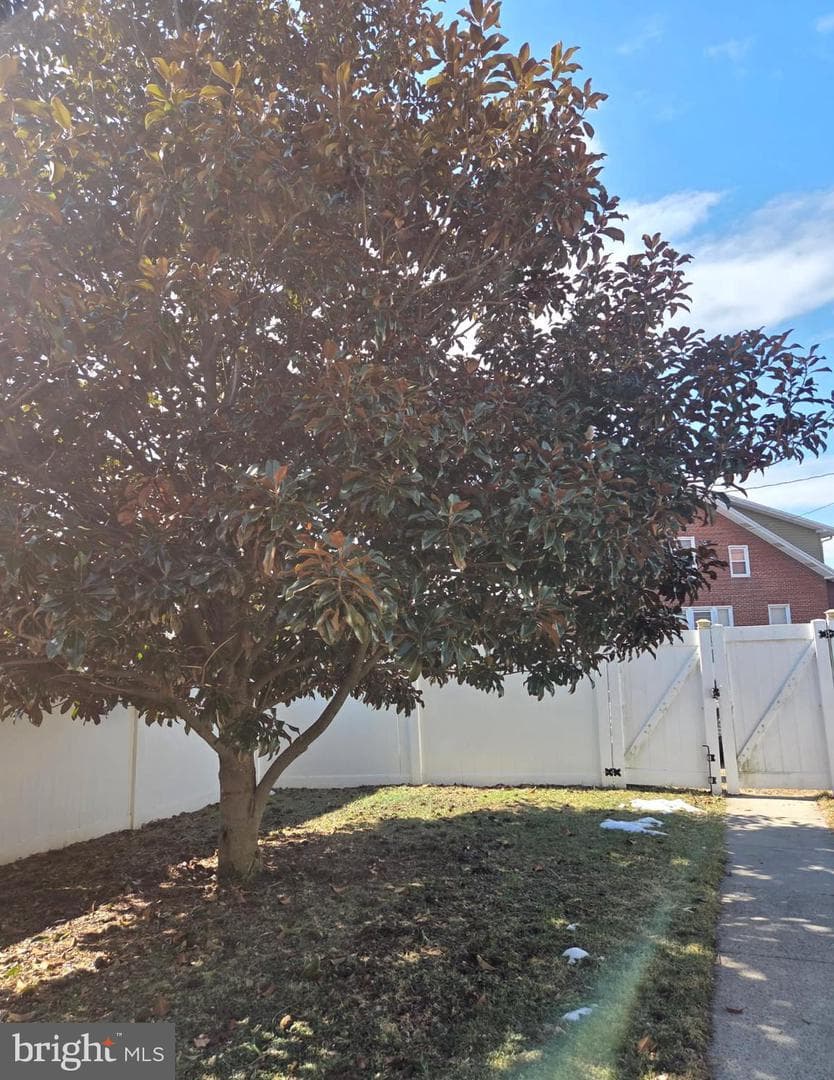 2600 Kutztown Road photo 3