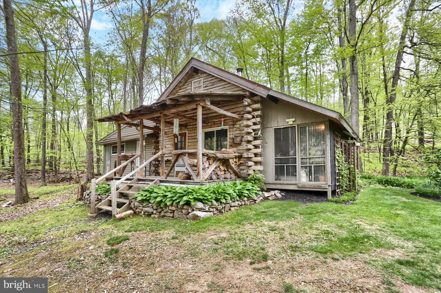 1575 Pine Grove Road, Bethel