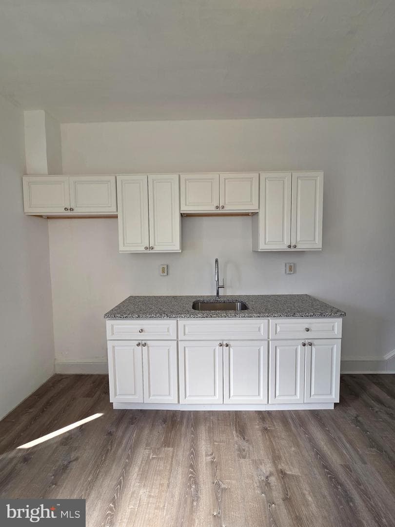 232 S 13th Street photo 9