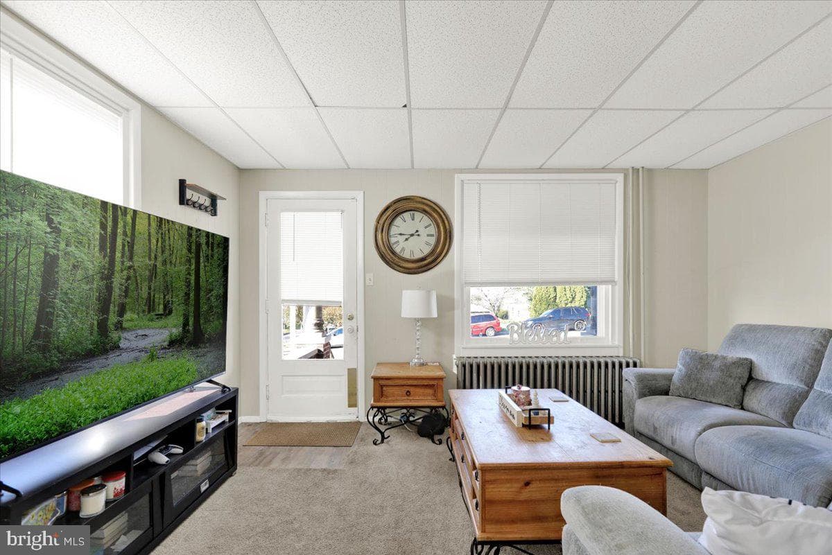 8 Pershing Boulevard photo 4