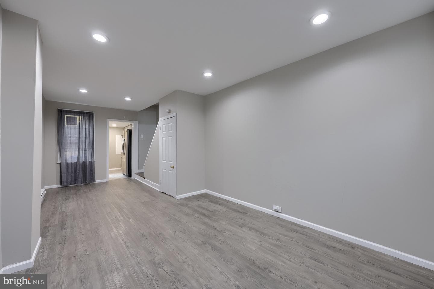 1047 Muhlenberg Street photo 6