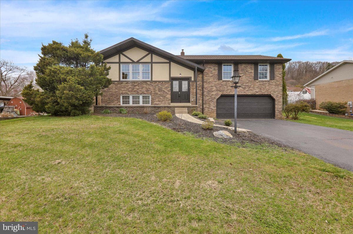 2 Courtleigh Place photo 33