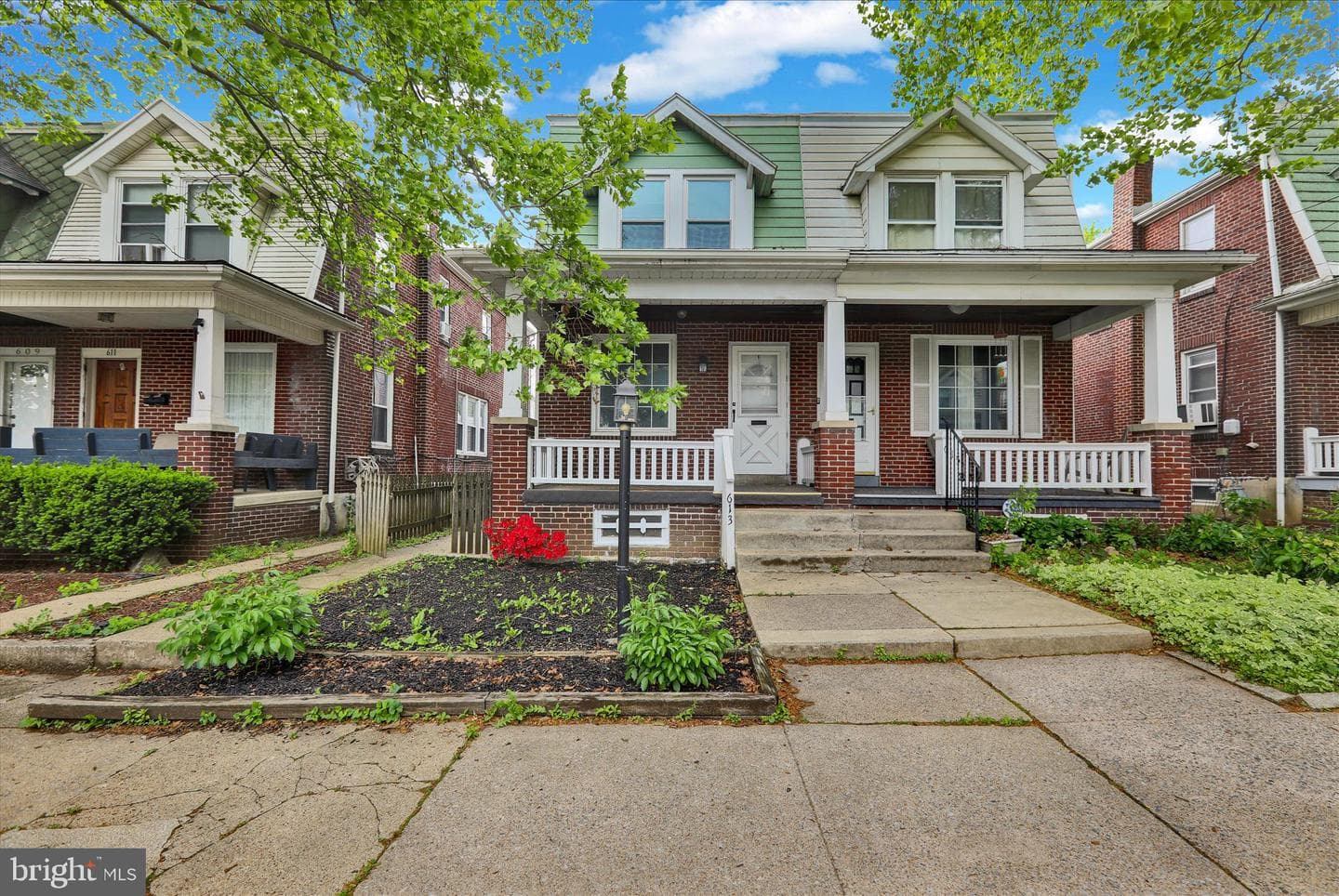 613 Crescent Avenue photo 2
