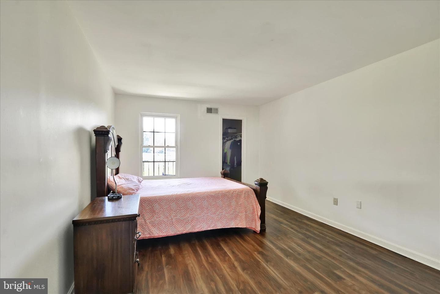 302 Peters Way photo 13