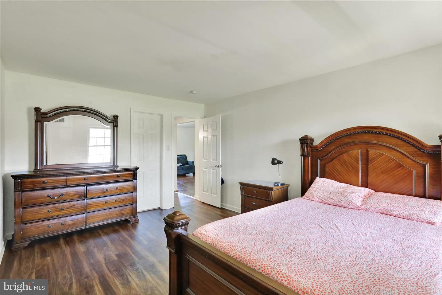302 Peters Way photo 14