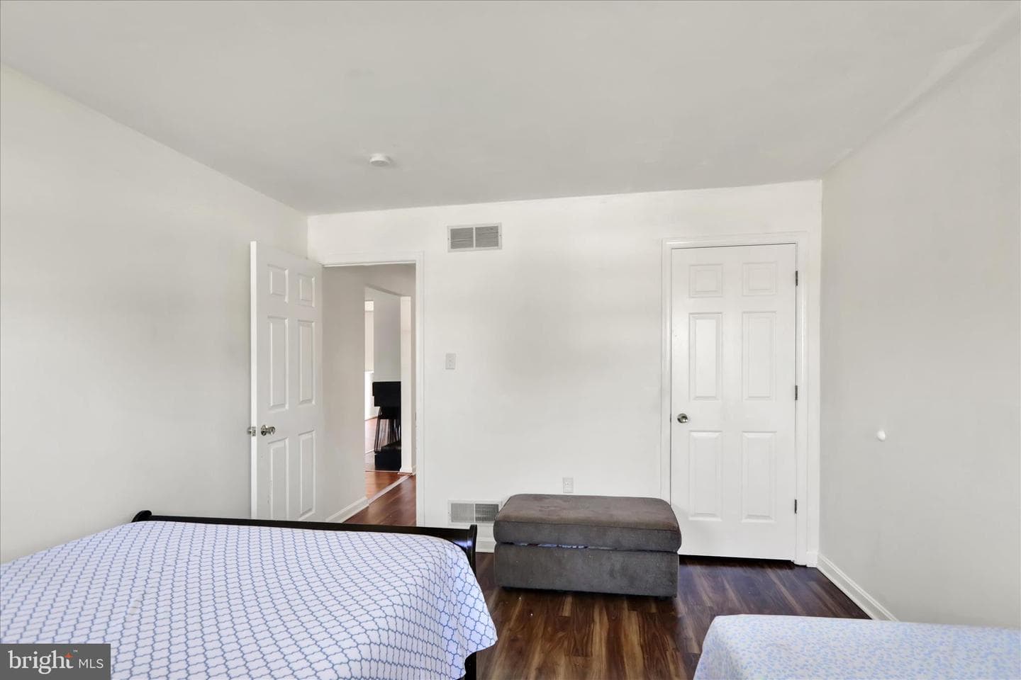 302 Peters Way photo 16