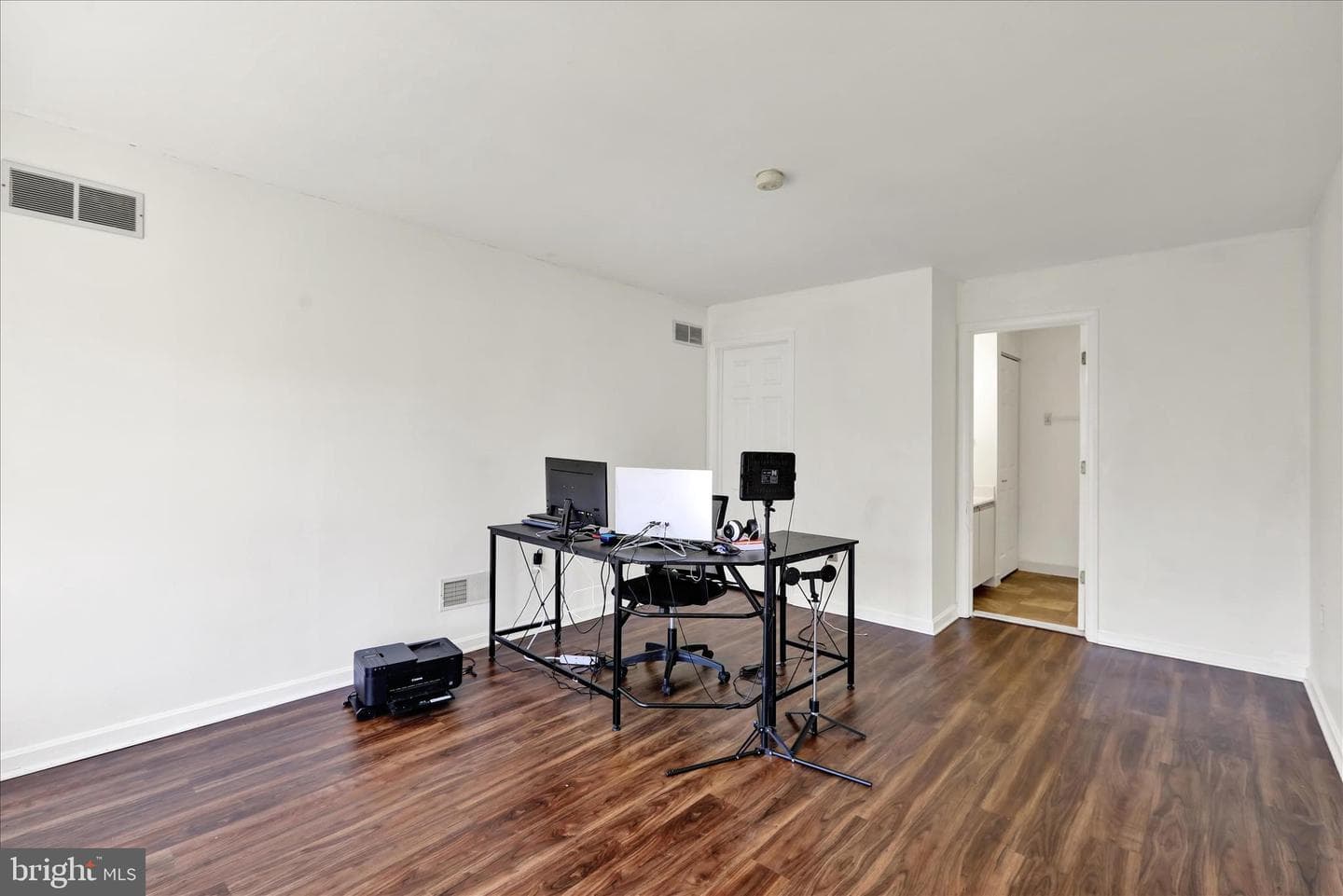 302 Peters Way photo 17