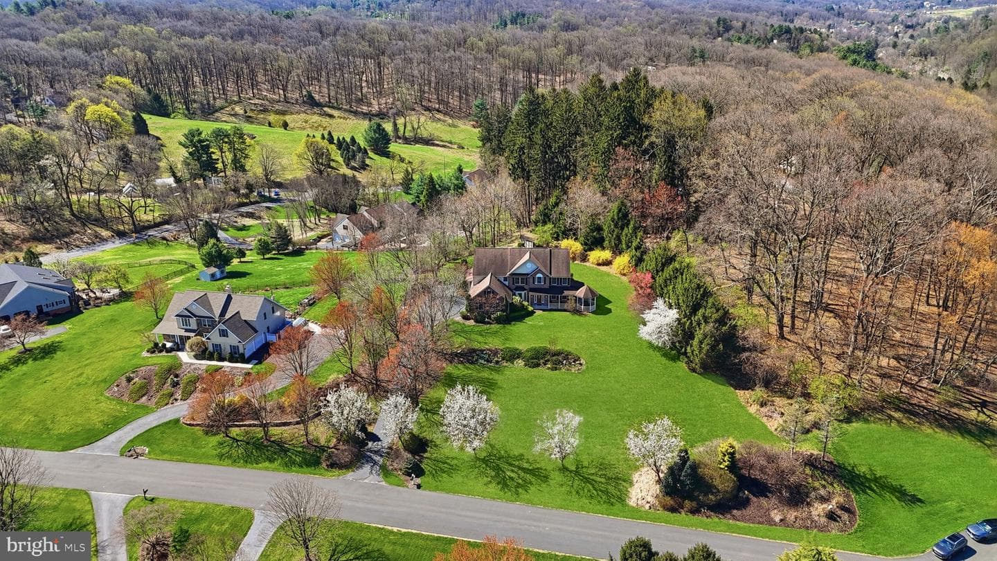 5 Glen Hollow Court photo 56