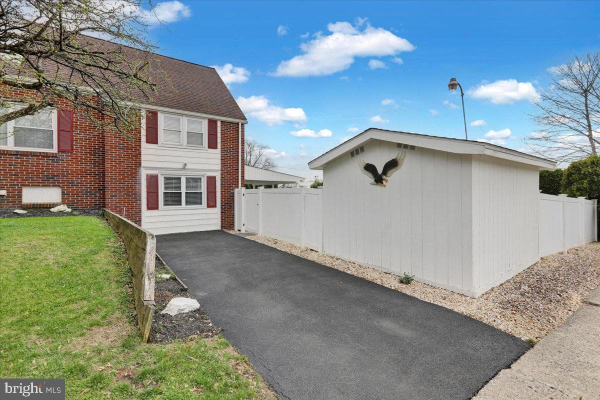 3806 Grant Street photo 28