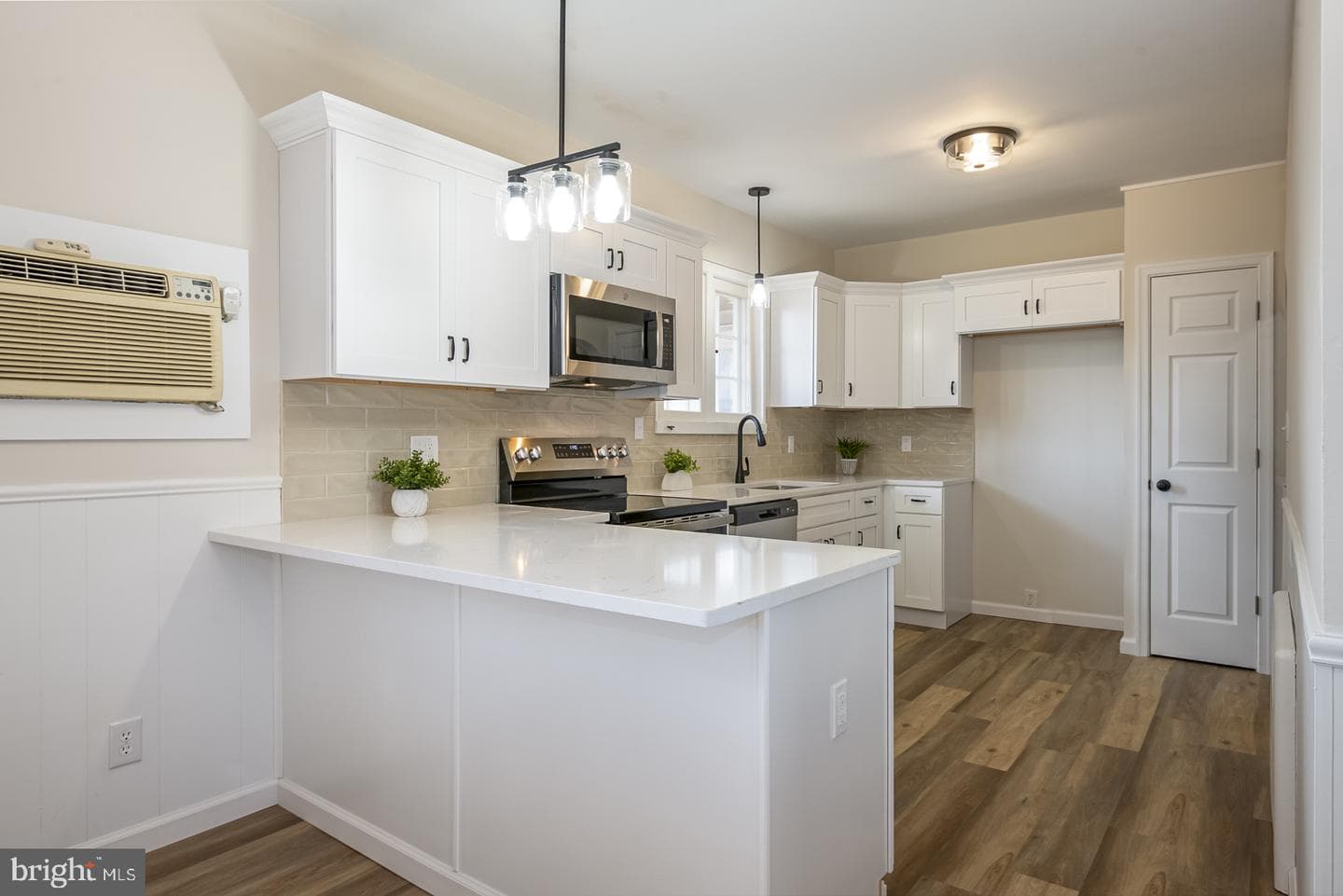 3424 Fremont Street photo 7