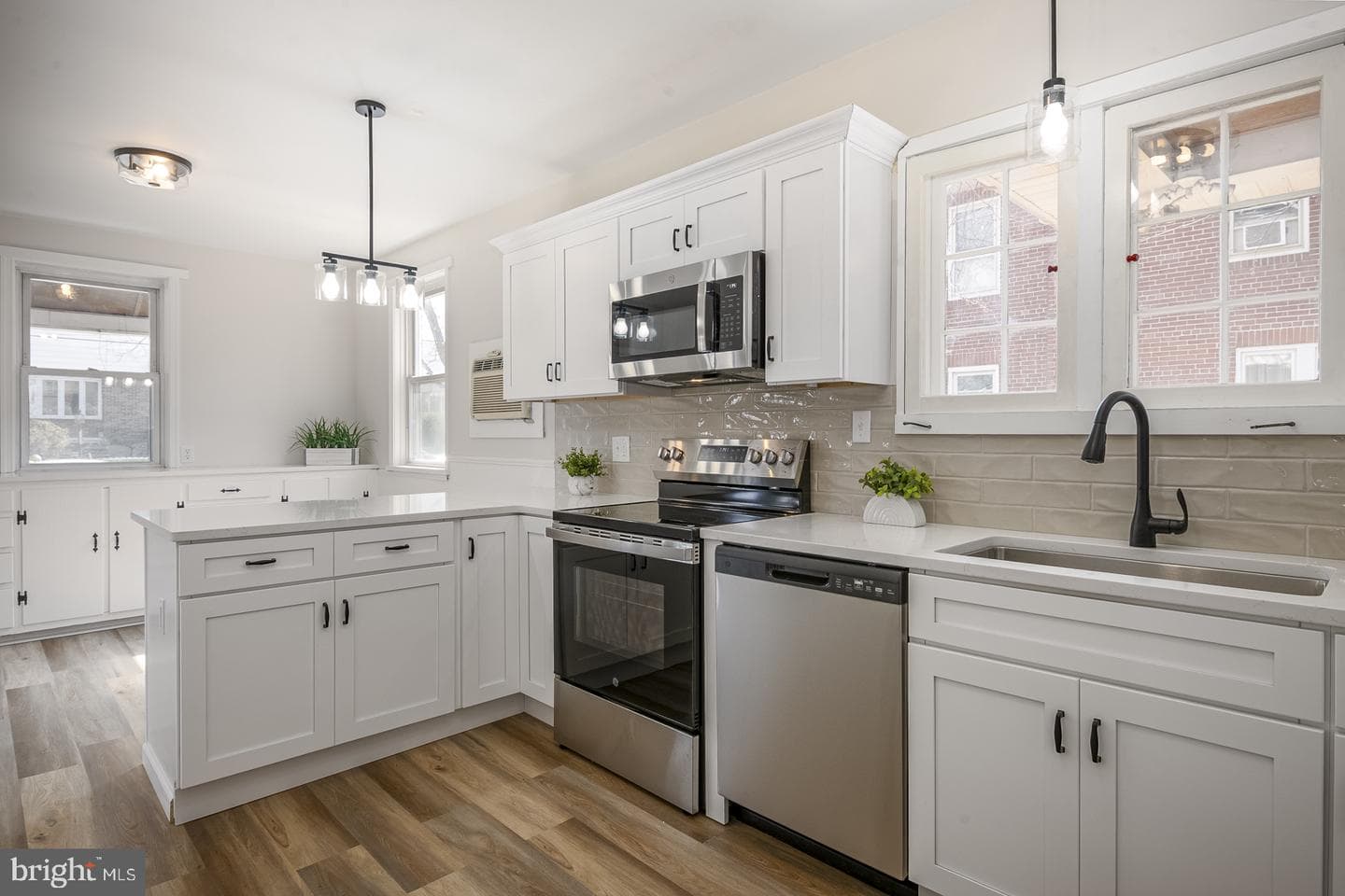 3424 Fremont Street photo 8