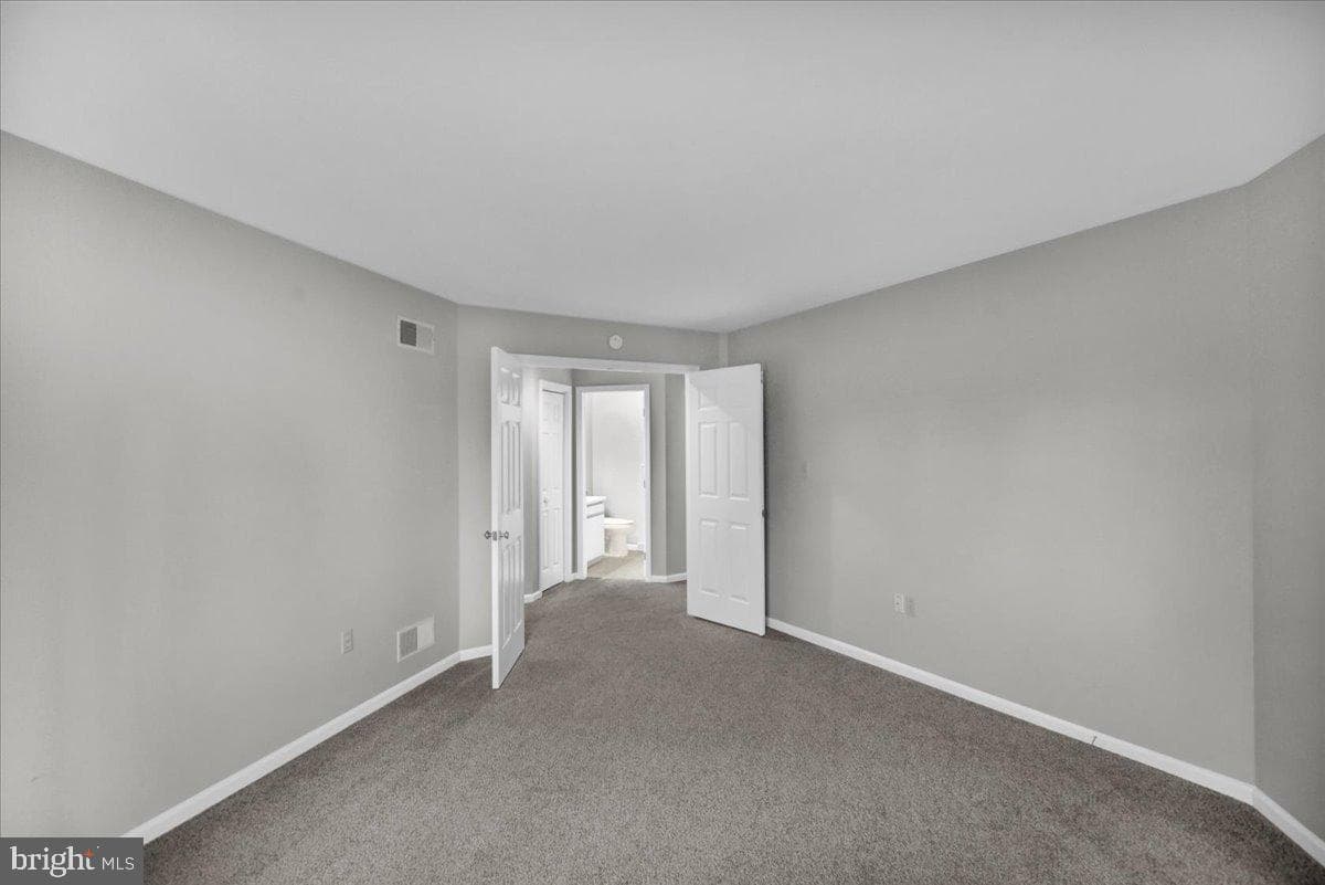 2028 Meadow Glen photo 19
