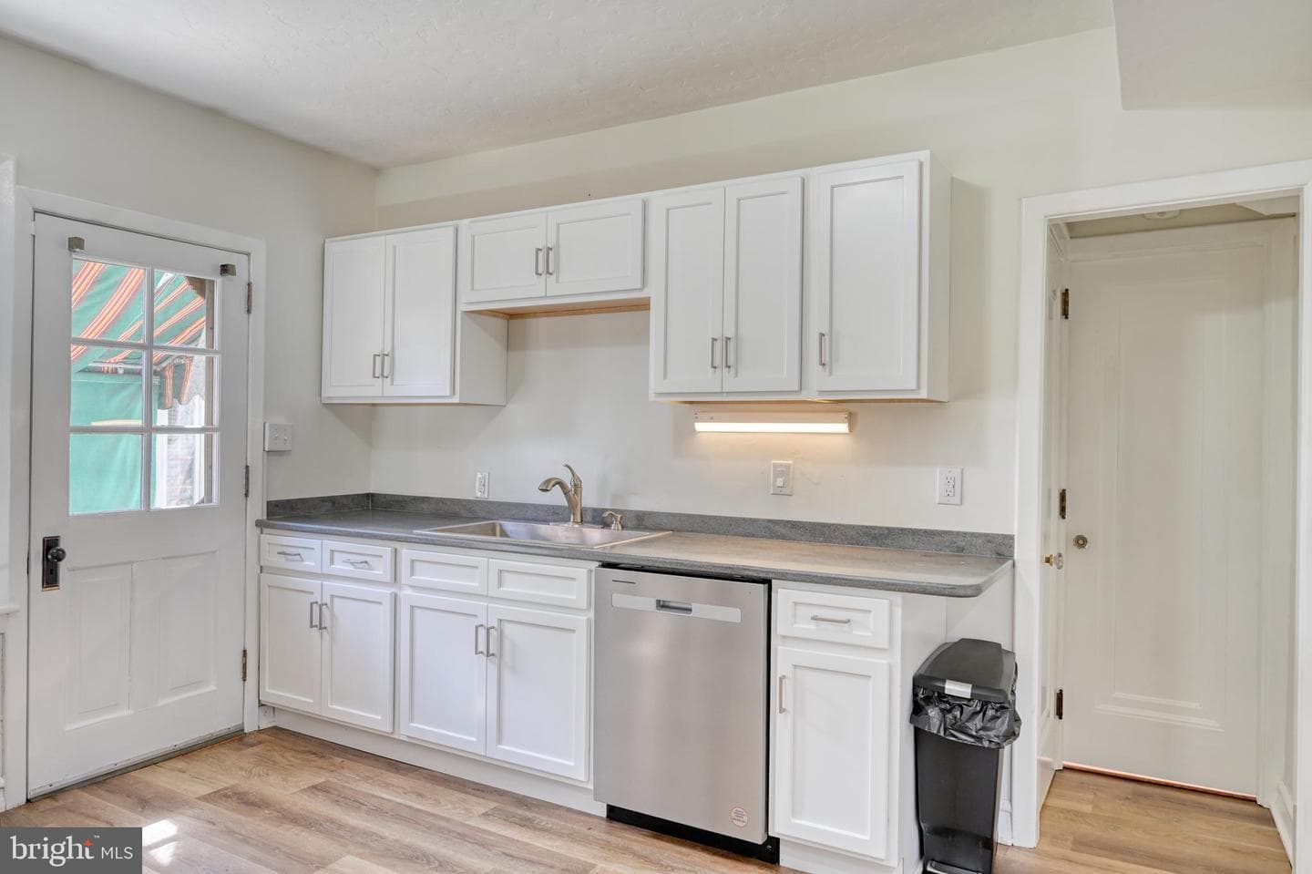1150 Fairview Avenue photo 14