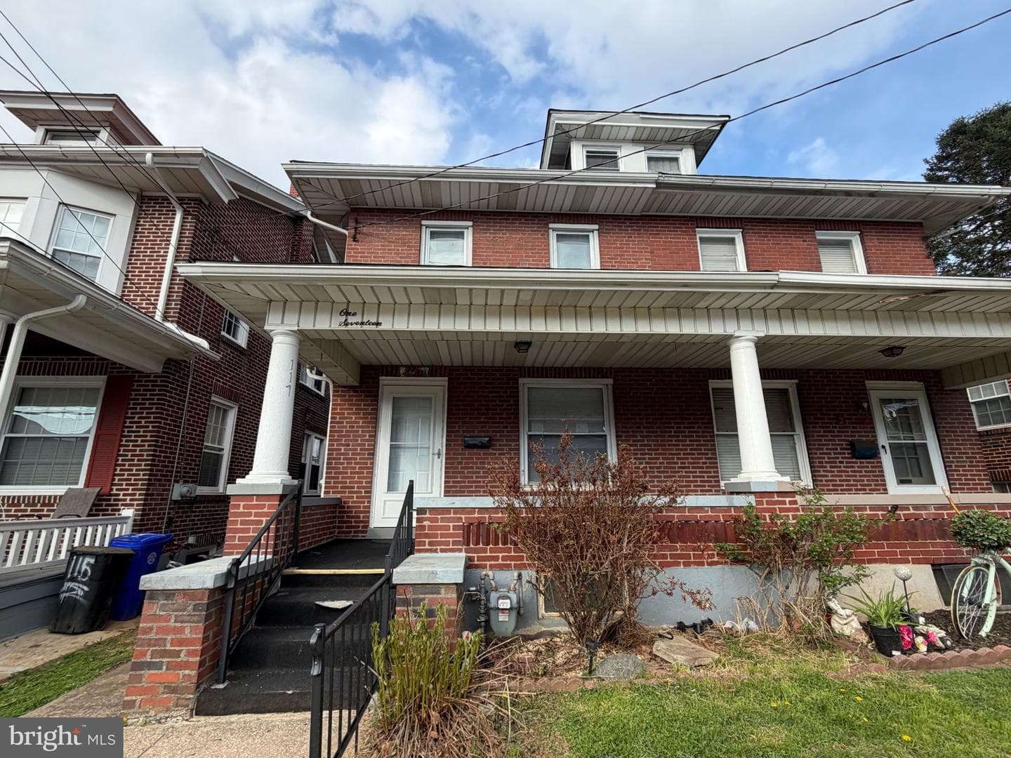 117 Arlington Street photo 2