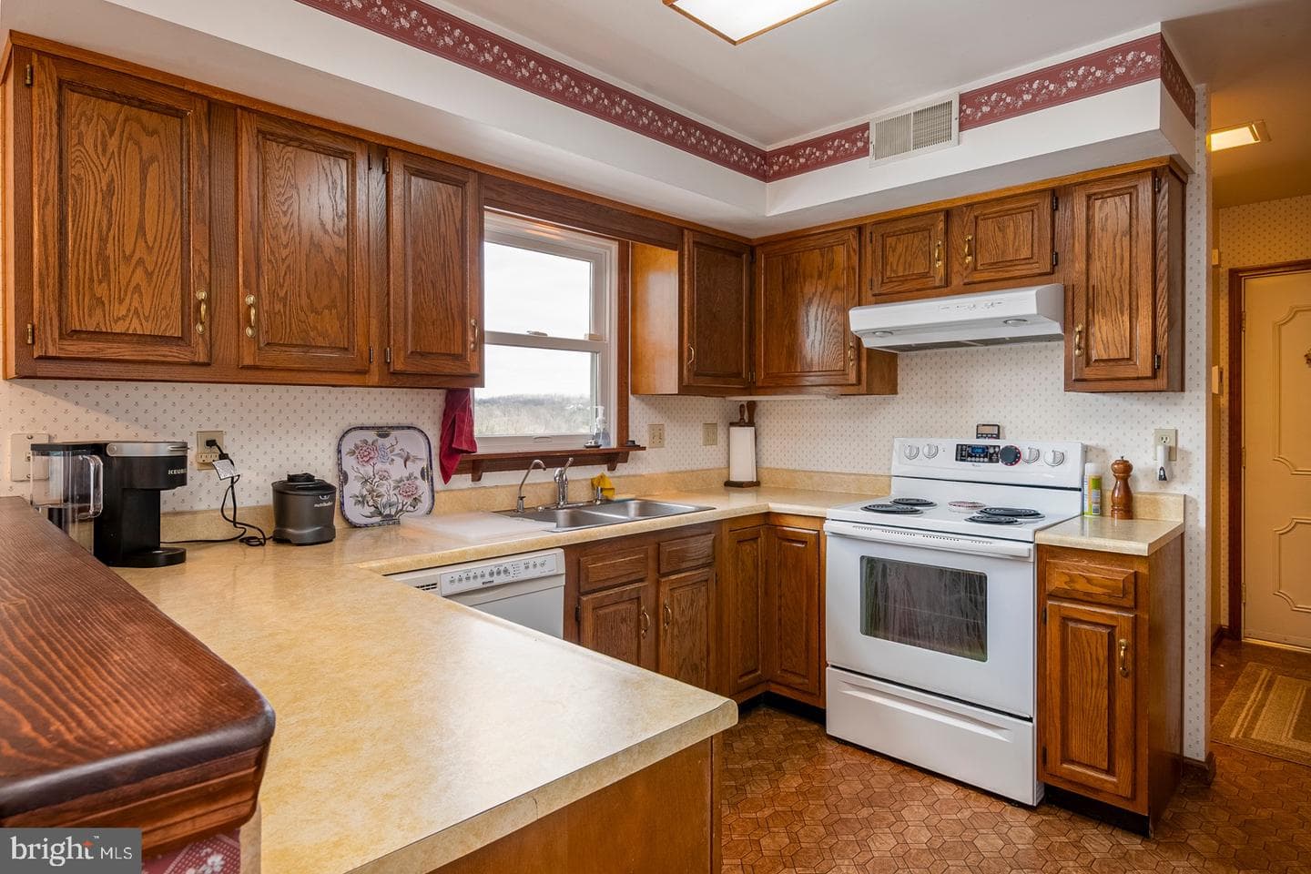 37 Estates Drive photo 17