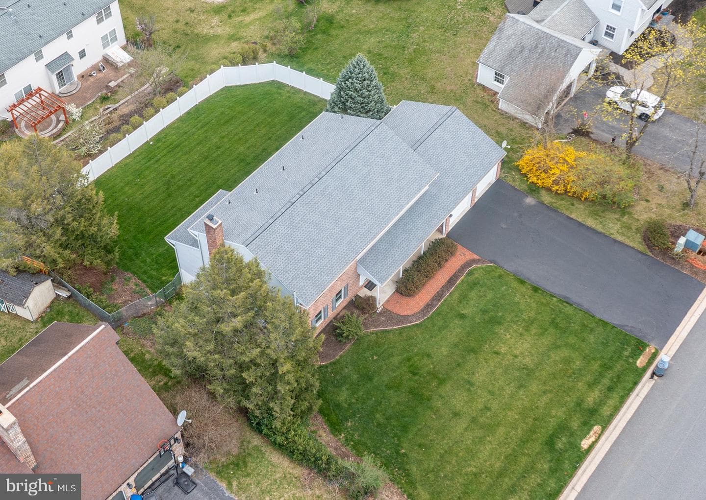 37 Estates Drive photo 7