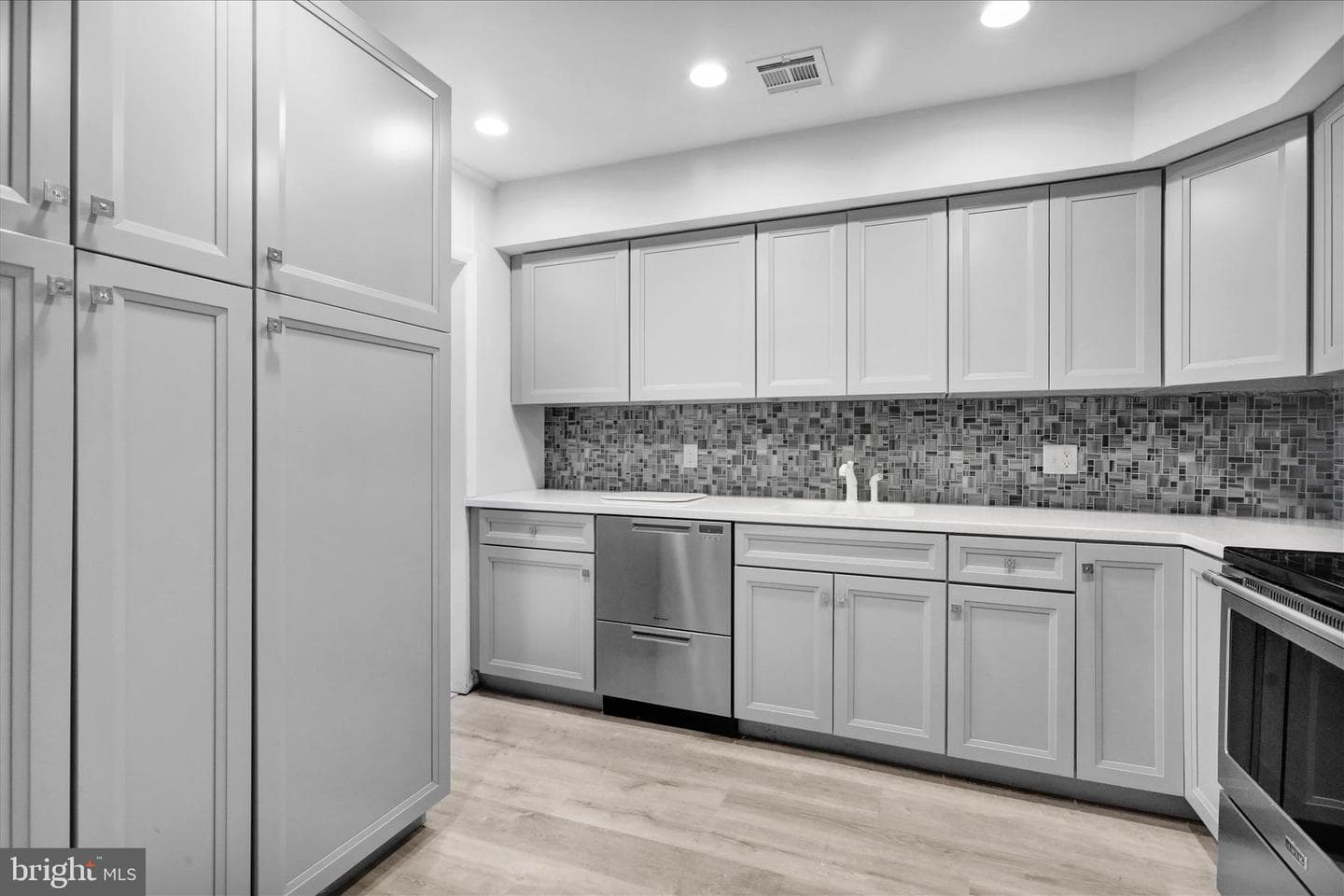 72 Azalea Way photo 12