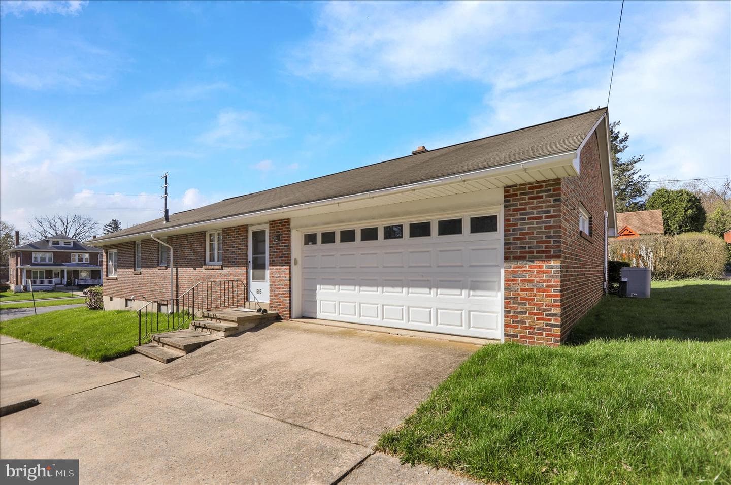 606 Carsonia Avenue photo 21
