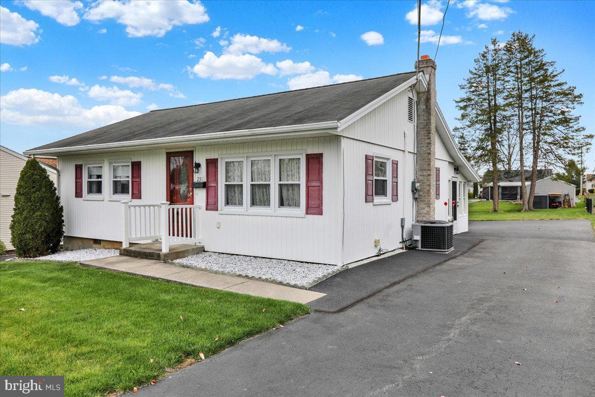 231 Beckley Street photo 3