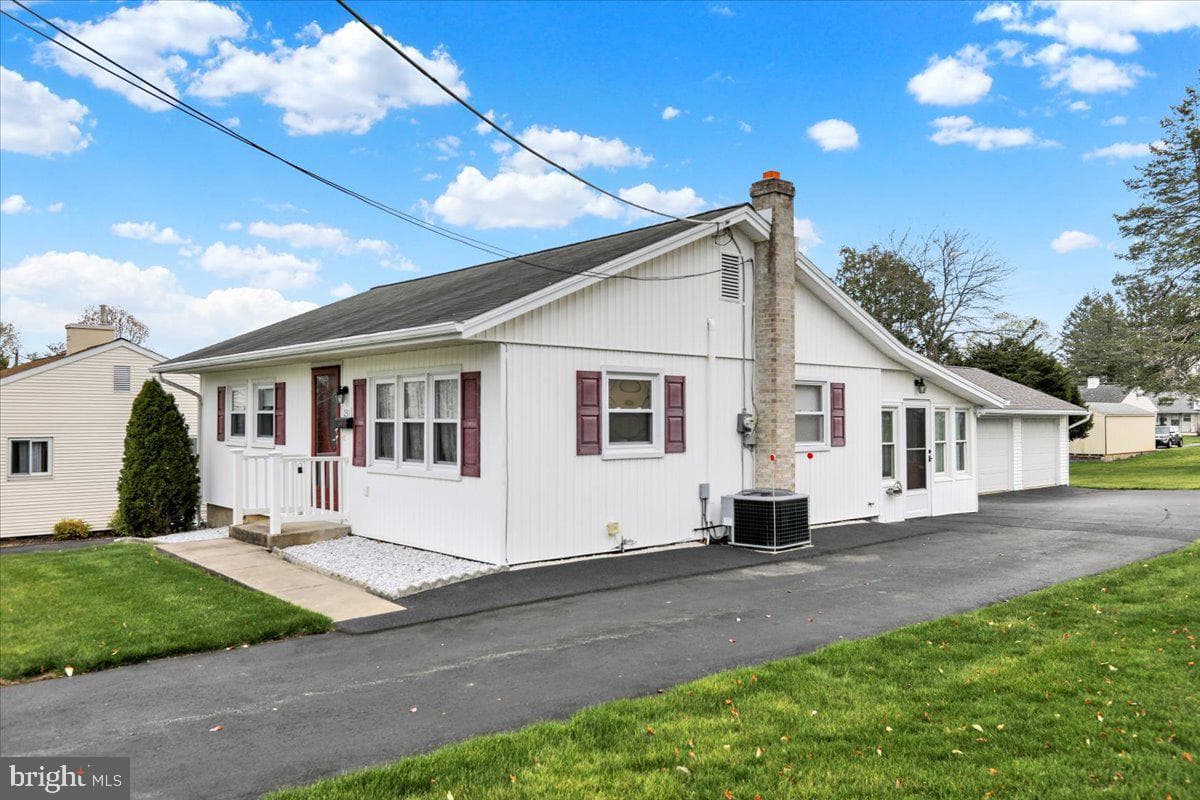 231 Beckley Street photo 4