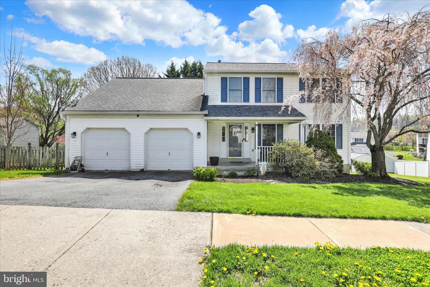 114 Eagles Lane photo 3