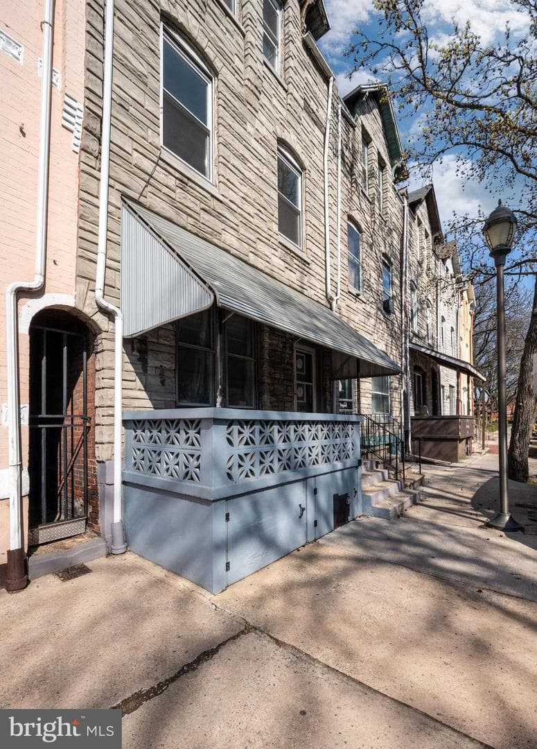 348 S 4th Street photo 2