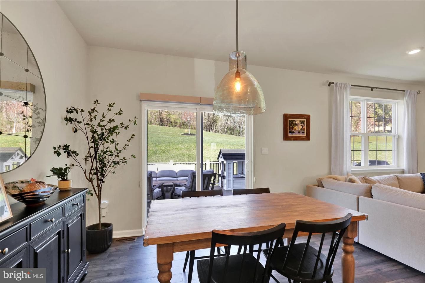 217 Merifield Court photo 11
