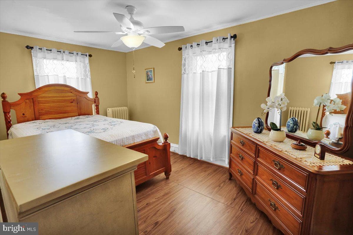 1223 Robeson Street photo 19