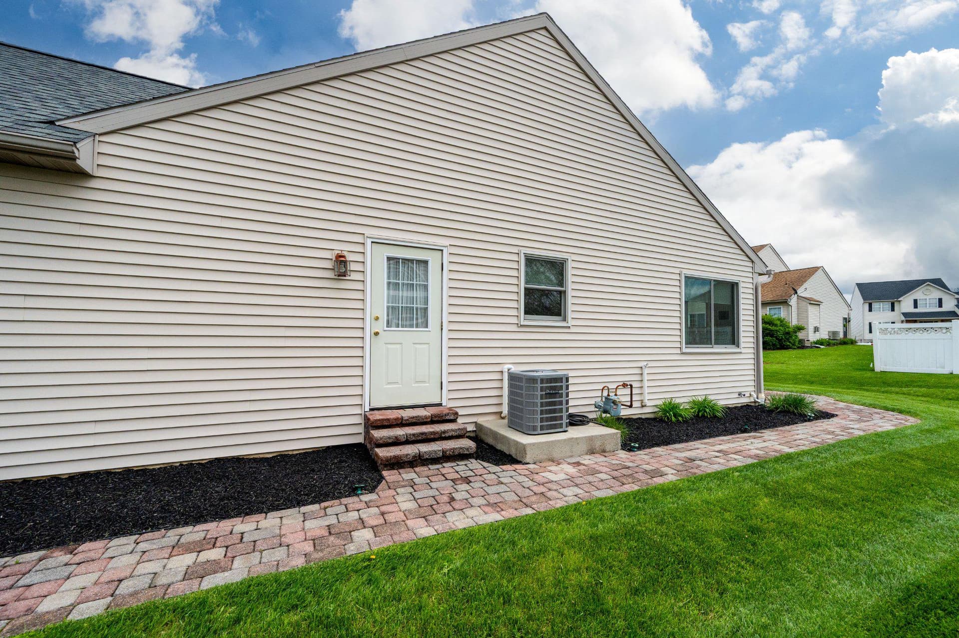 1013 Rosebud Street photo 11