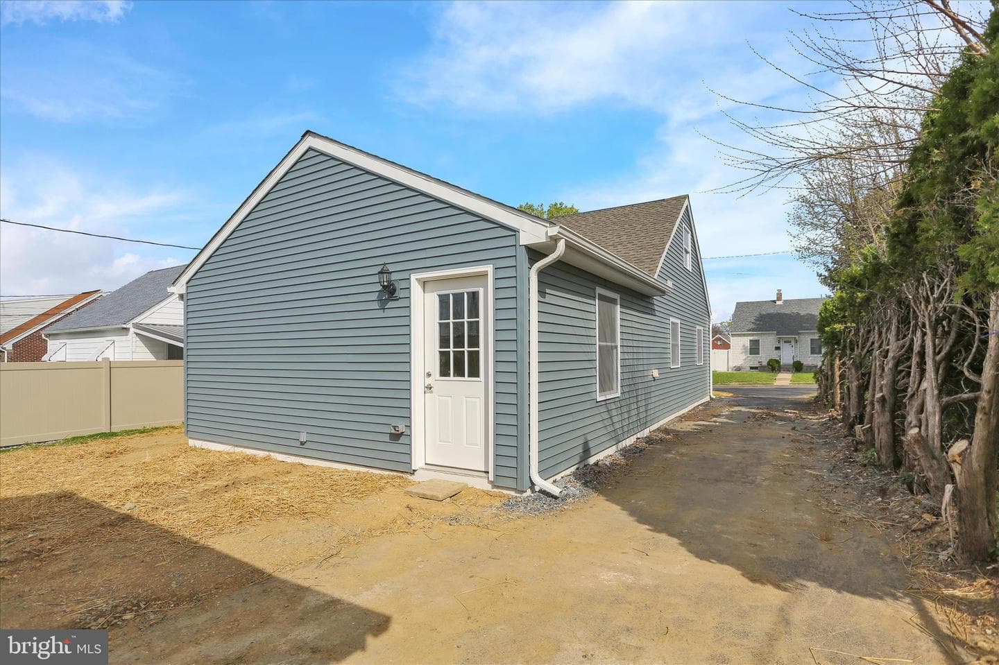 1006 Midway Avenue photo 8