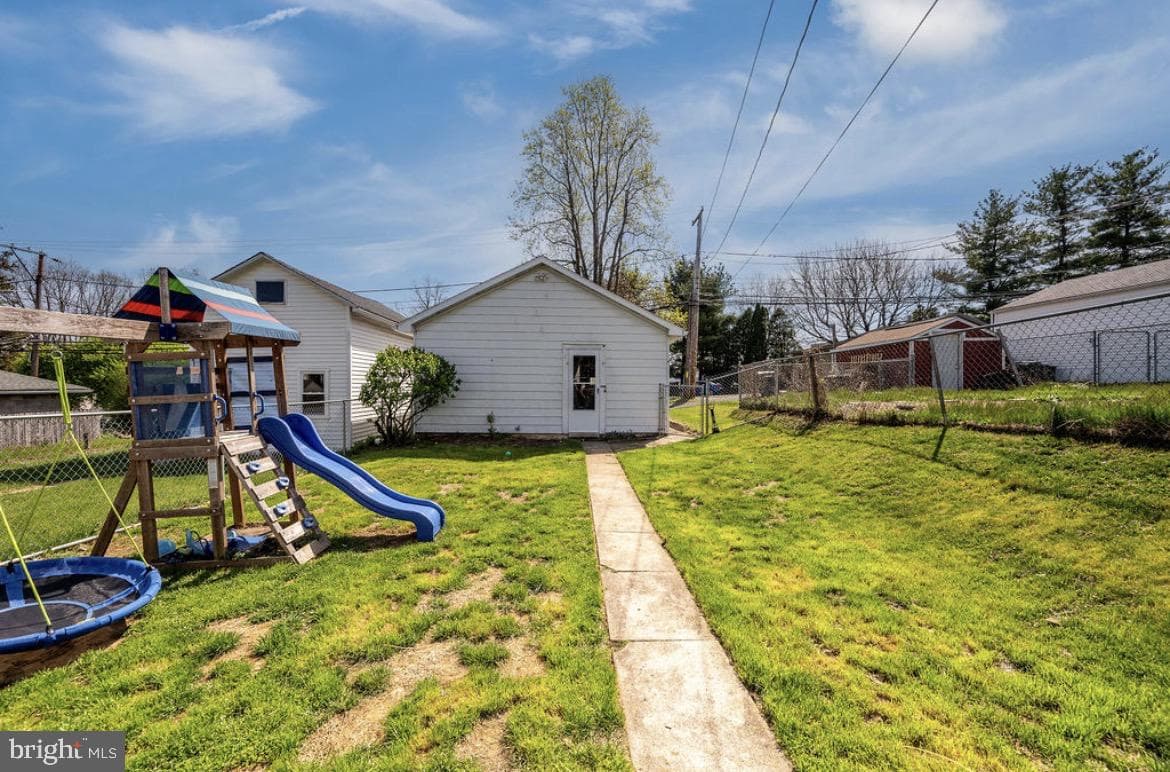 806 N Wyomissing Boulevard photo 21