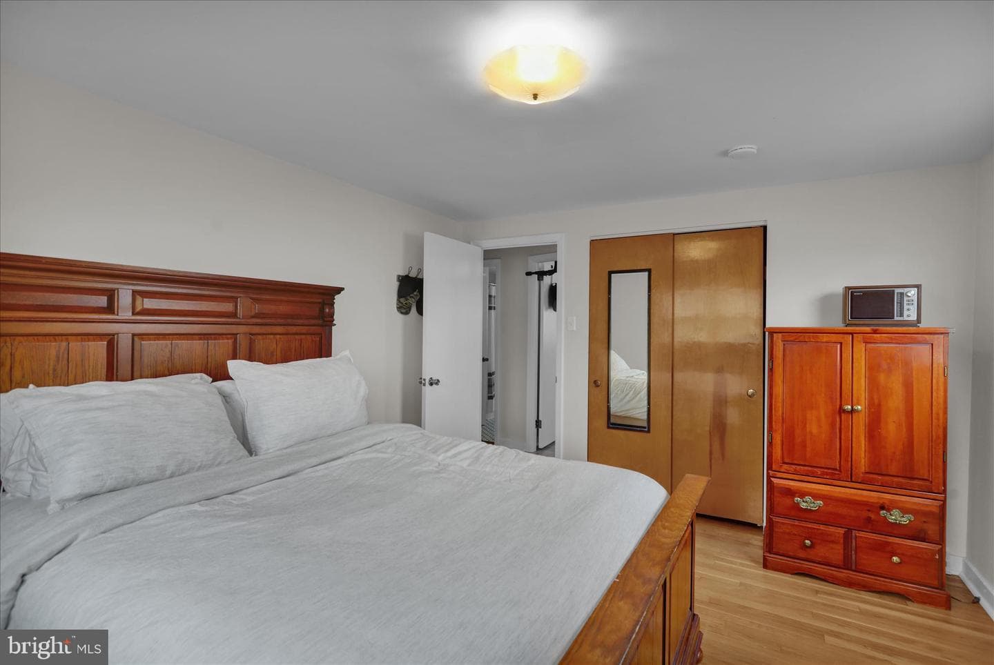 3357 Sheidy Avenue photo 18