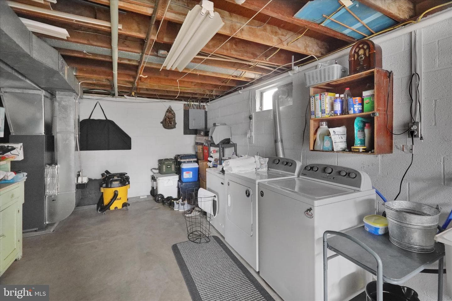 3357 Sheidy Avenue photo 26