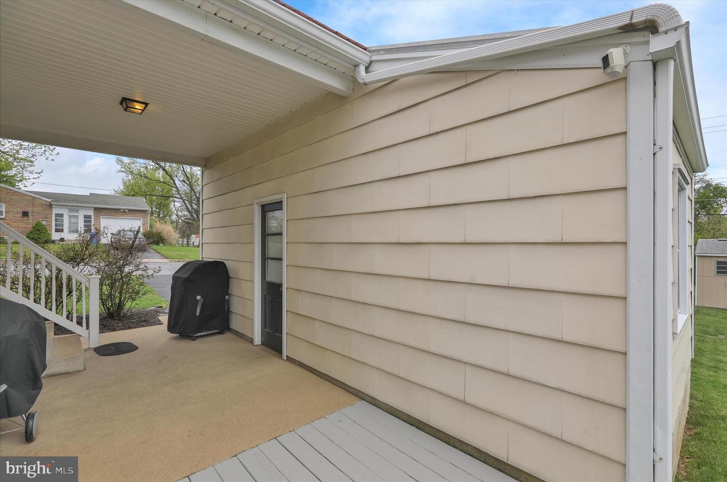 3357 Sheidy Avenue photo 7